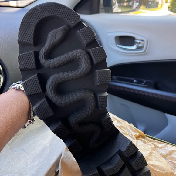 AUTHENTIC GUCCI BOOTS SIZE 37 (7) - Picture 8 of 8